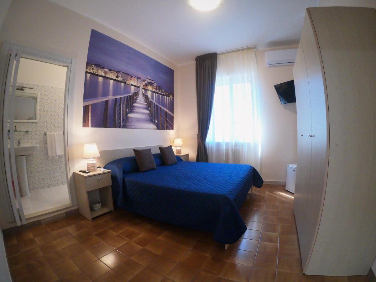 Le Stanze Di Ricci - Affittacamere Low Cost Lesina Exteriér fotografie