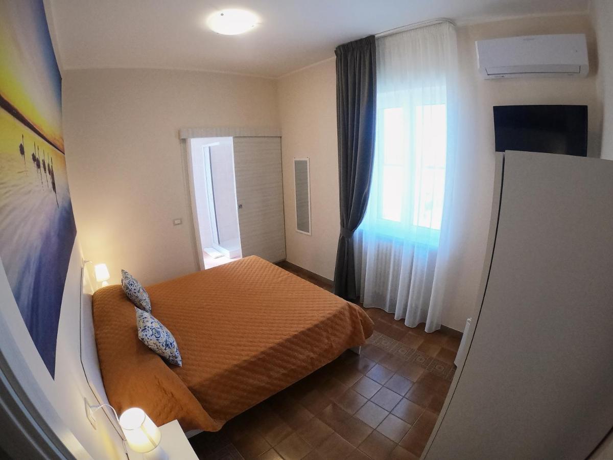 Le Stanze Di Ricci - Affittacamere Low Cost Lesina Exteriér fotografie