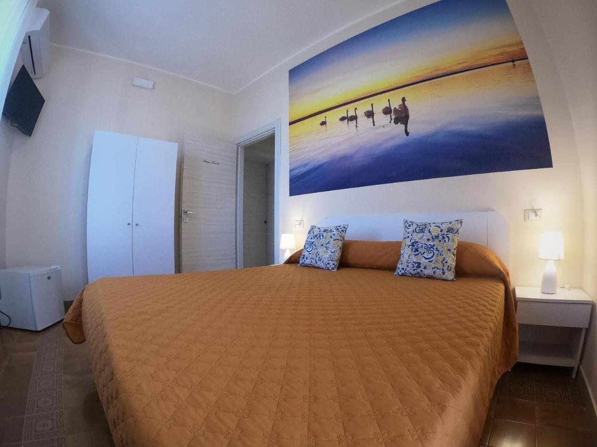 Le Stanze Di Ricci - Affittacamere Low Cost Lesina Exteriér fotografie